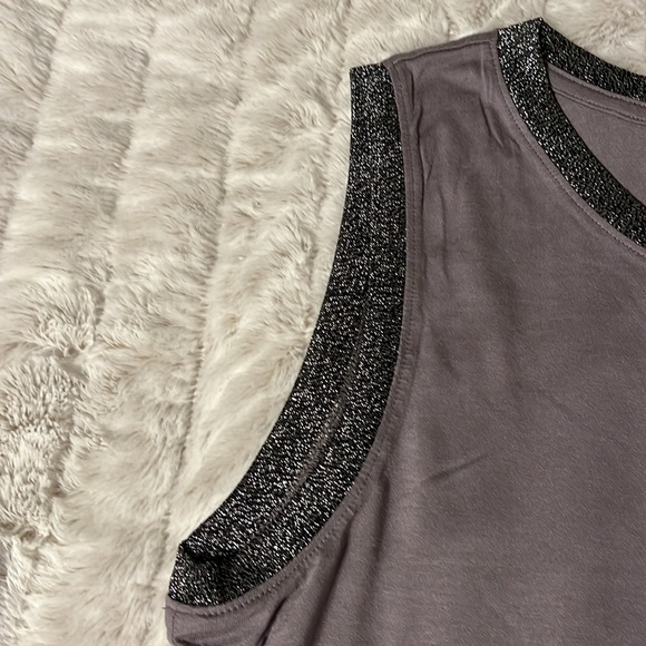 Dressy knit tank - Picture 3 of 5
